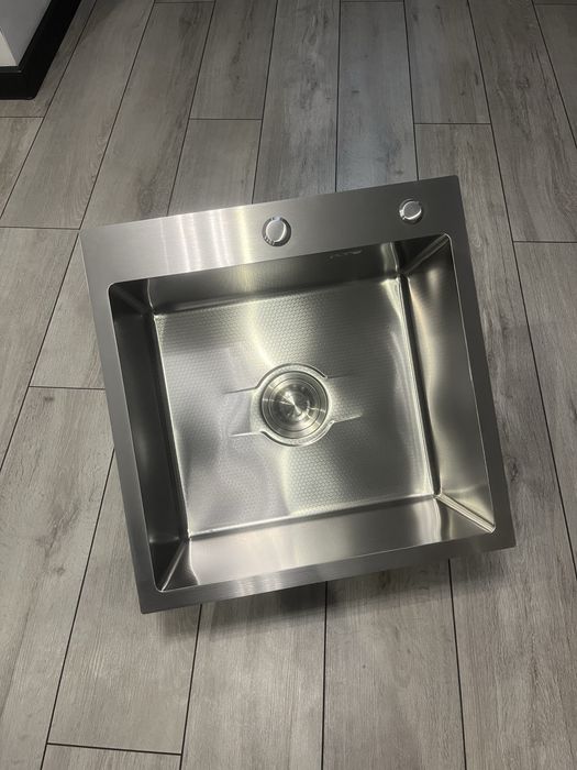 Мийка кухонна нержавійка Kroner 50x50 | глибока | декор | сифон