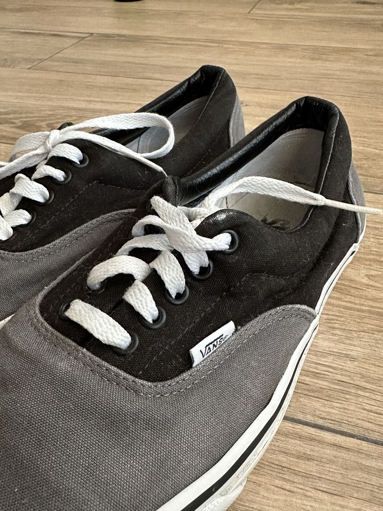 Vans 43розмір