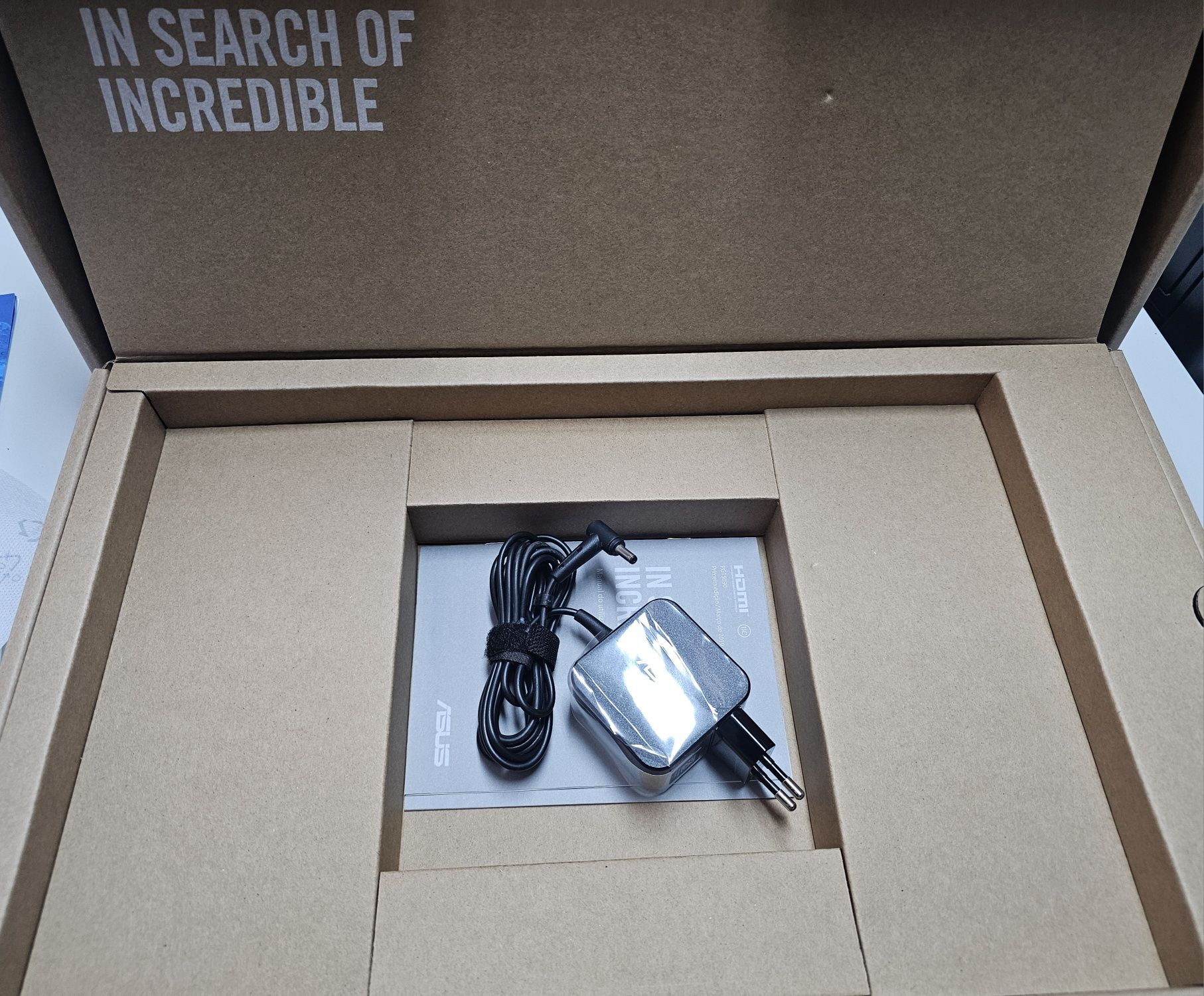 Asus VivoBook F512D