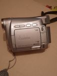 Продам відеокамеру  Canon MV830i
