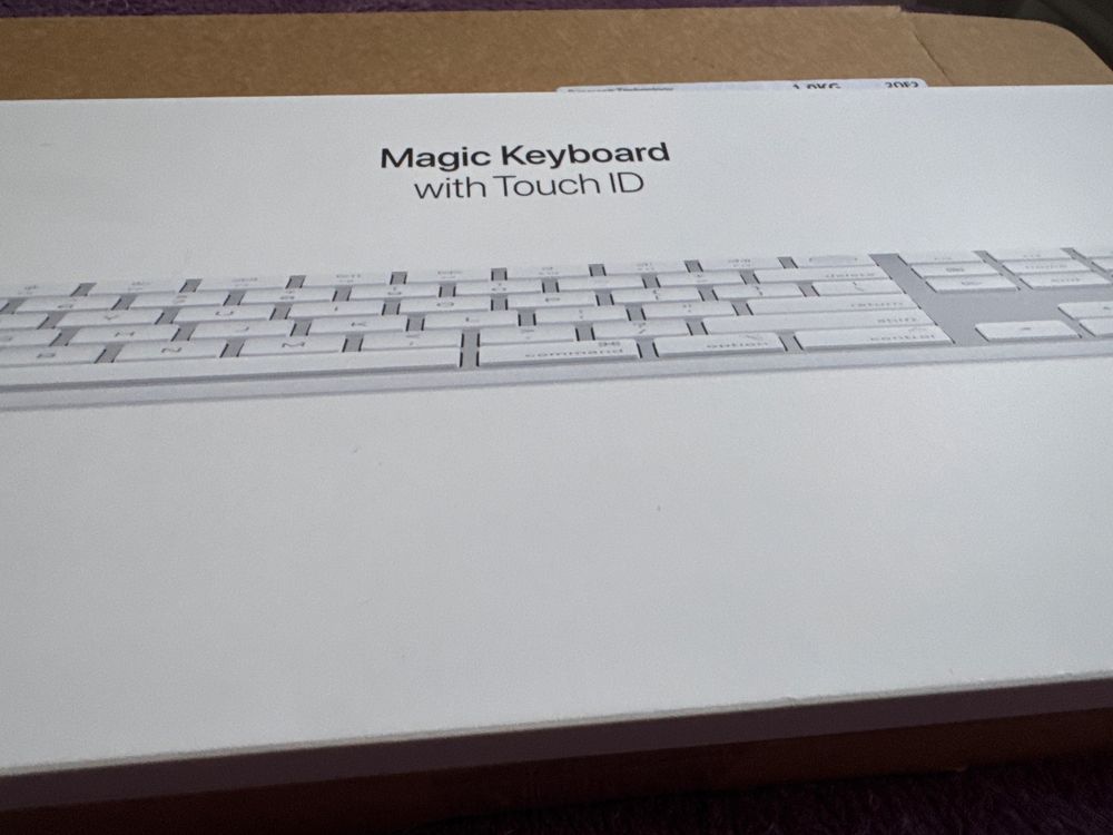 Magic Keyboard with Touch ID