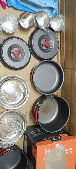 Bulin Zestaw naczyń kempingowych dla 4 osób