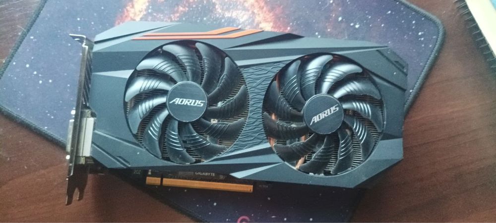 Відеокарта Gigabyte AMD Radeon RX 570 4Gb AORUS (GV-RX570AORUS-4GD)