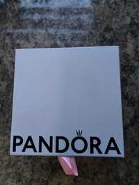 Pudełko Pandora na bransoletkę