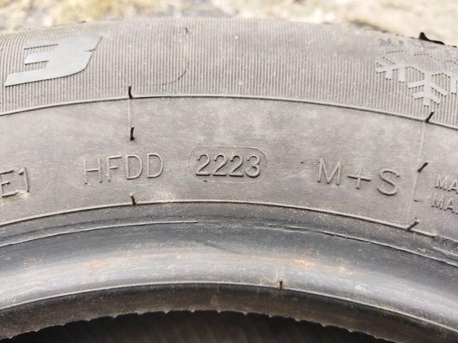Продам зимнюю резину 175/70R13 в новом состоянии