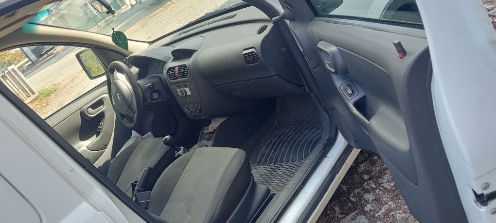 Opel Combo C 1.7 dti