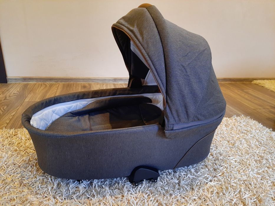 Wózek dziecięcy Baby Design Dotty Grey 2w1