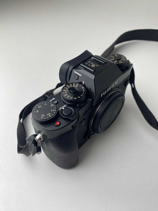 Цифровий фотоапарат Fujifilm XT-1 (потребує ремонту,читайте опис)