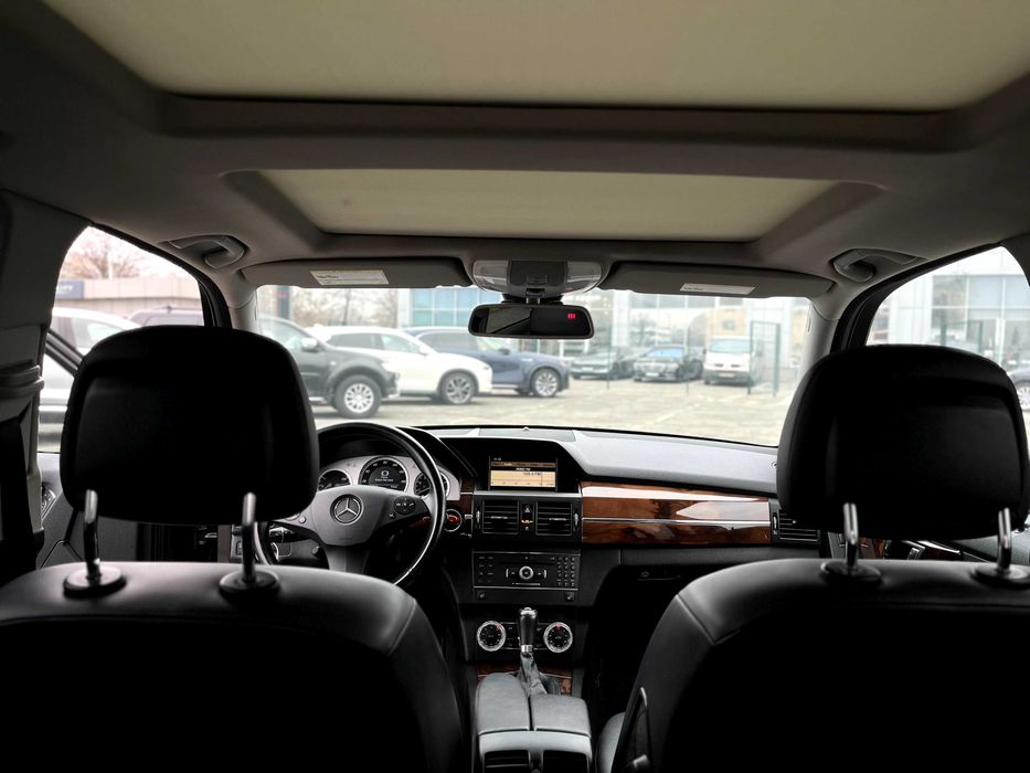 Mercedes-Benz GLK-Class 2012