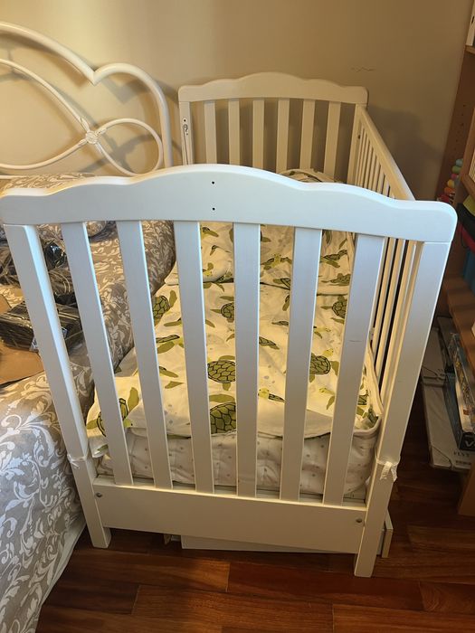 Cama criança com colchão