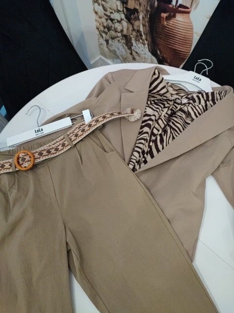 koszula na duży biust bufiaste rękawy zebra print fango taupe