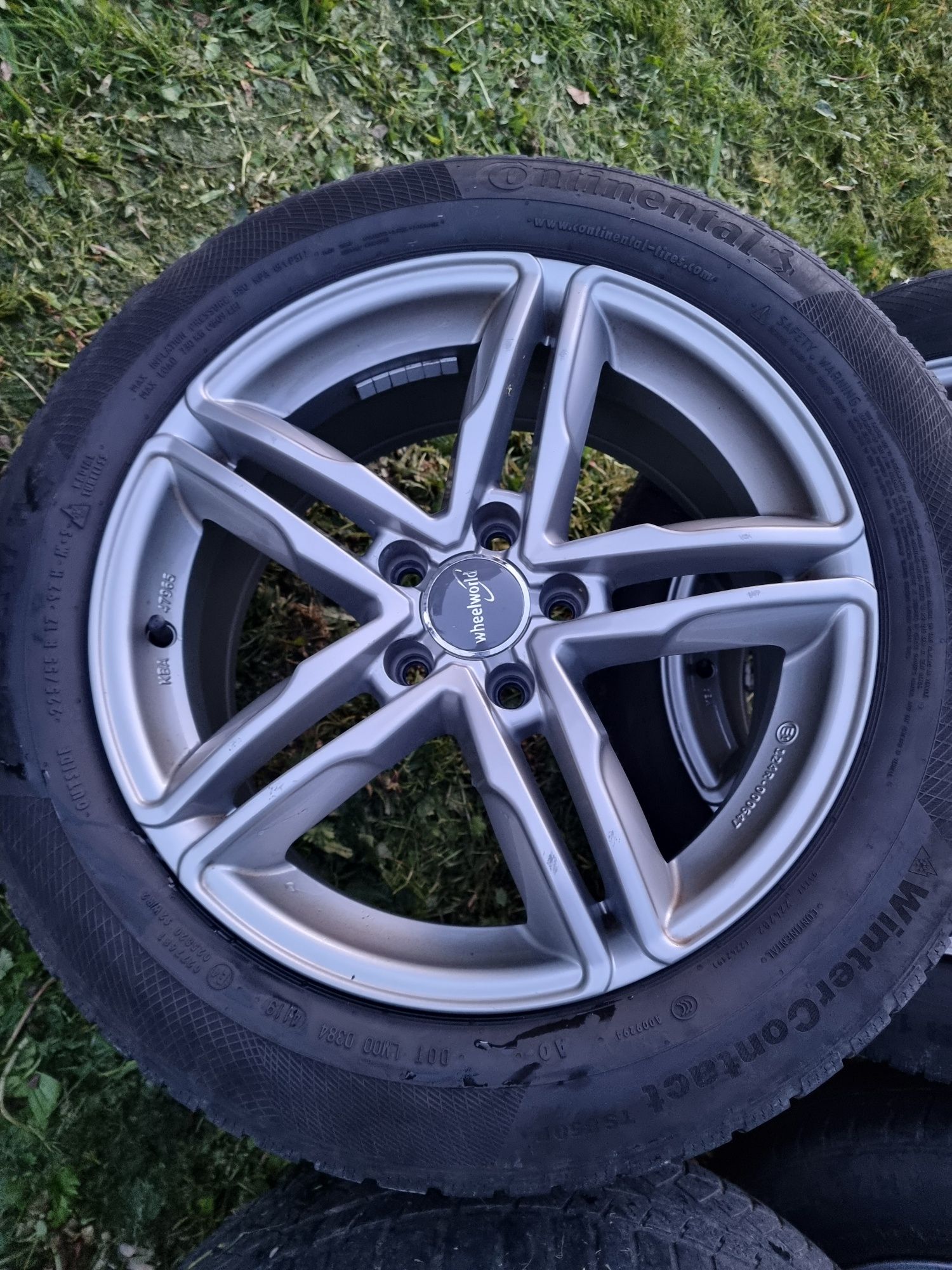 Alufelgi z oponami do Audi 5x112 opony Continental 225/55/17