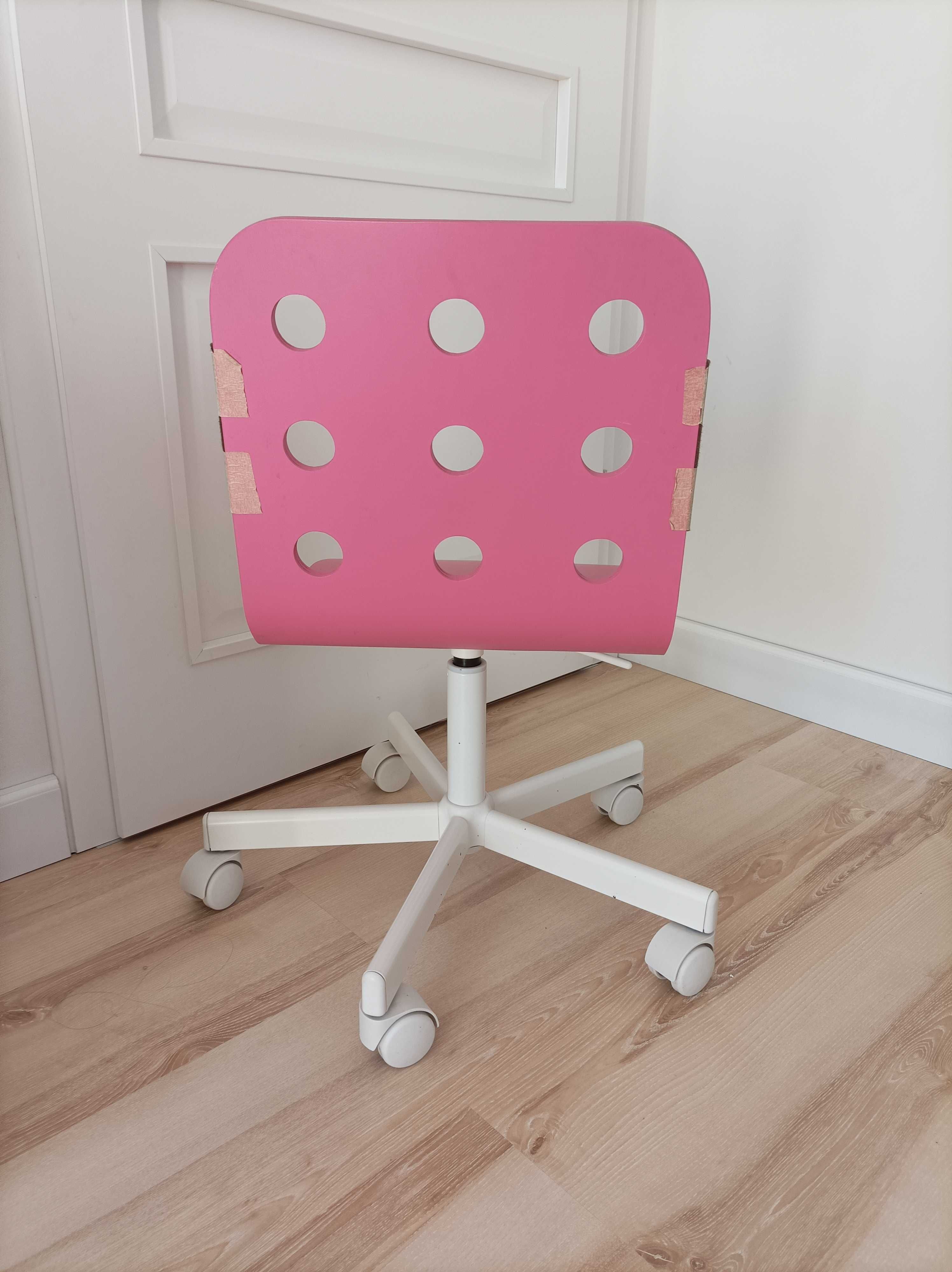 Krzesło dla biurka rużowe