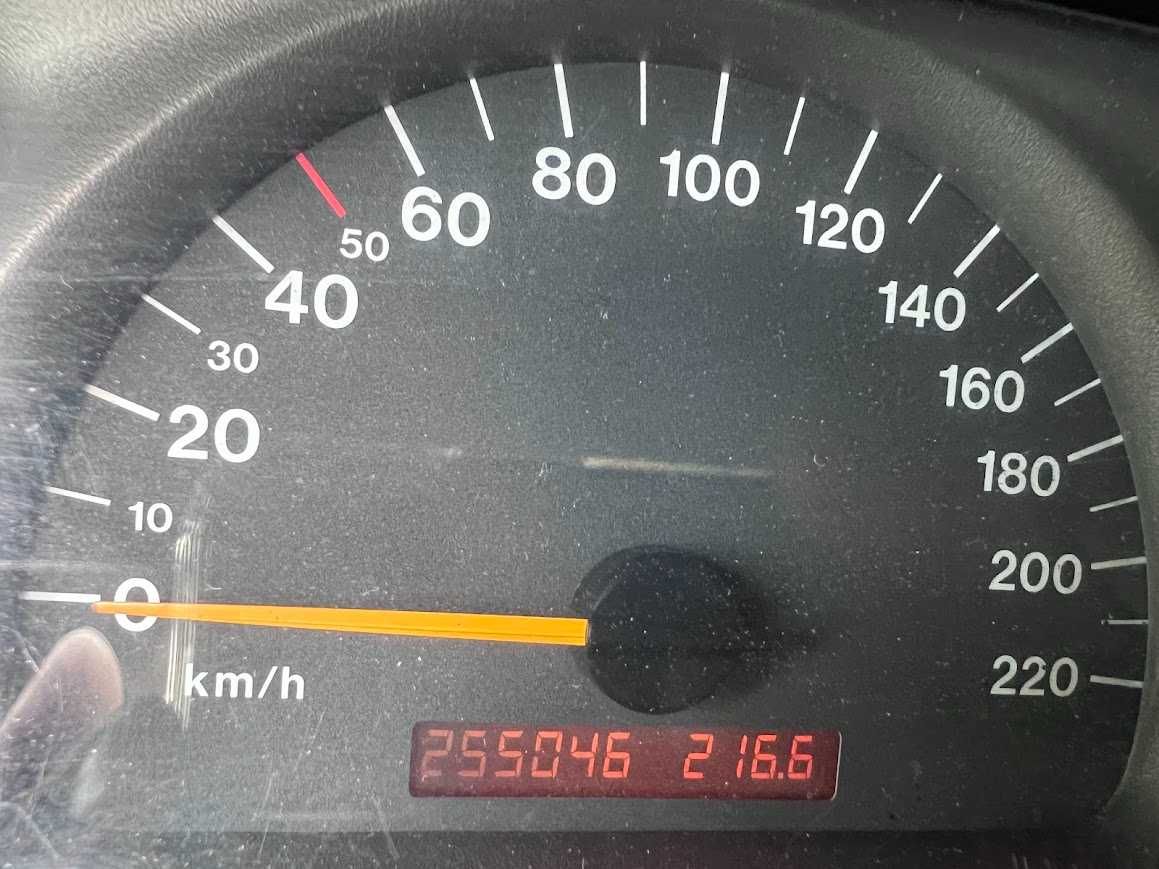 Opel Vectra Sport DTI 2.0 Ano 2001 Poucos KM para o ano