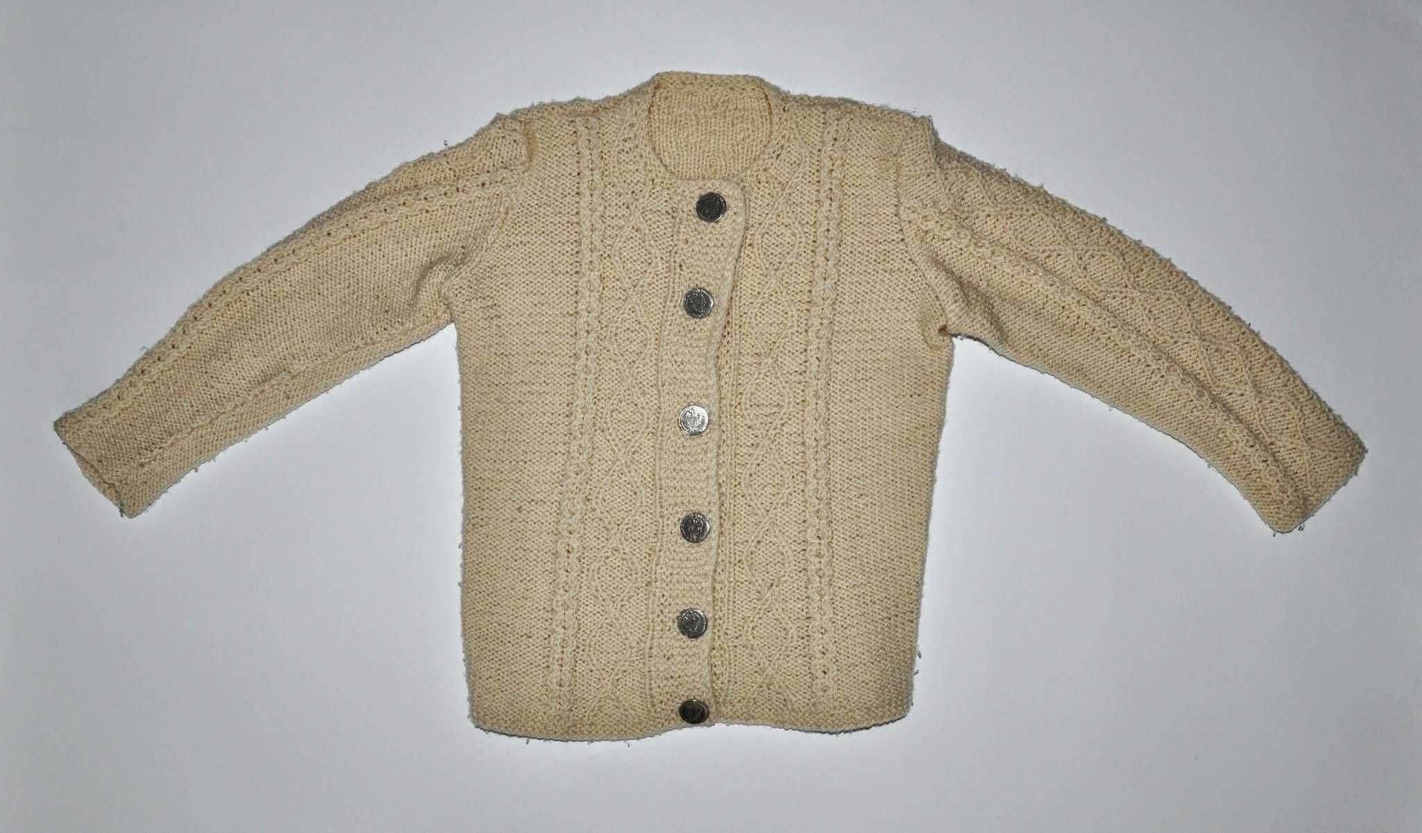 Ecru sweter hand made beżowy rozpinany kardigan roz. 98-110cm warkocze