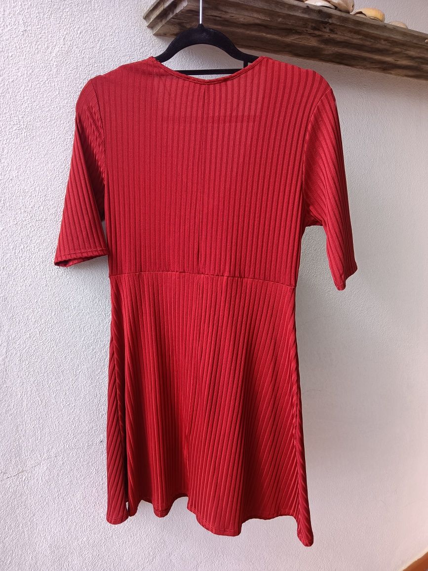 Vestido vermelho da Lefties