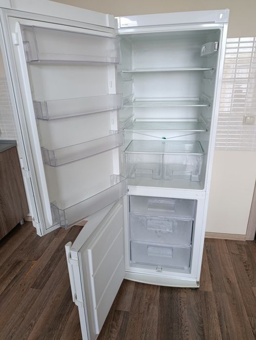 Холодильник Electrolux EN3400AOW