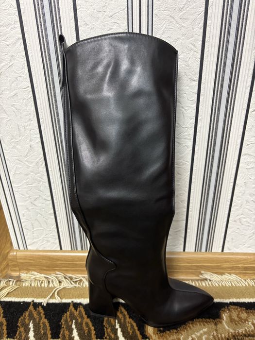 Продам жіночі сапоги