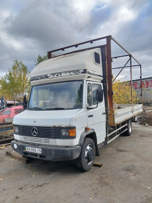 Продам Мерседес 609
