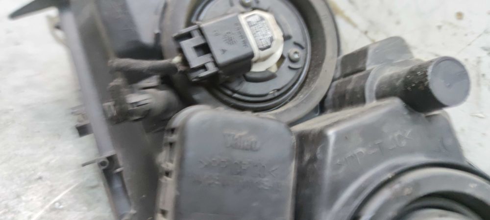 Opel Zafira A Lampa Reflektor Prawa Przednia Prawy Przedni PP