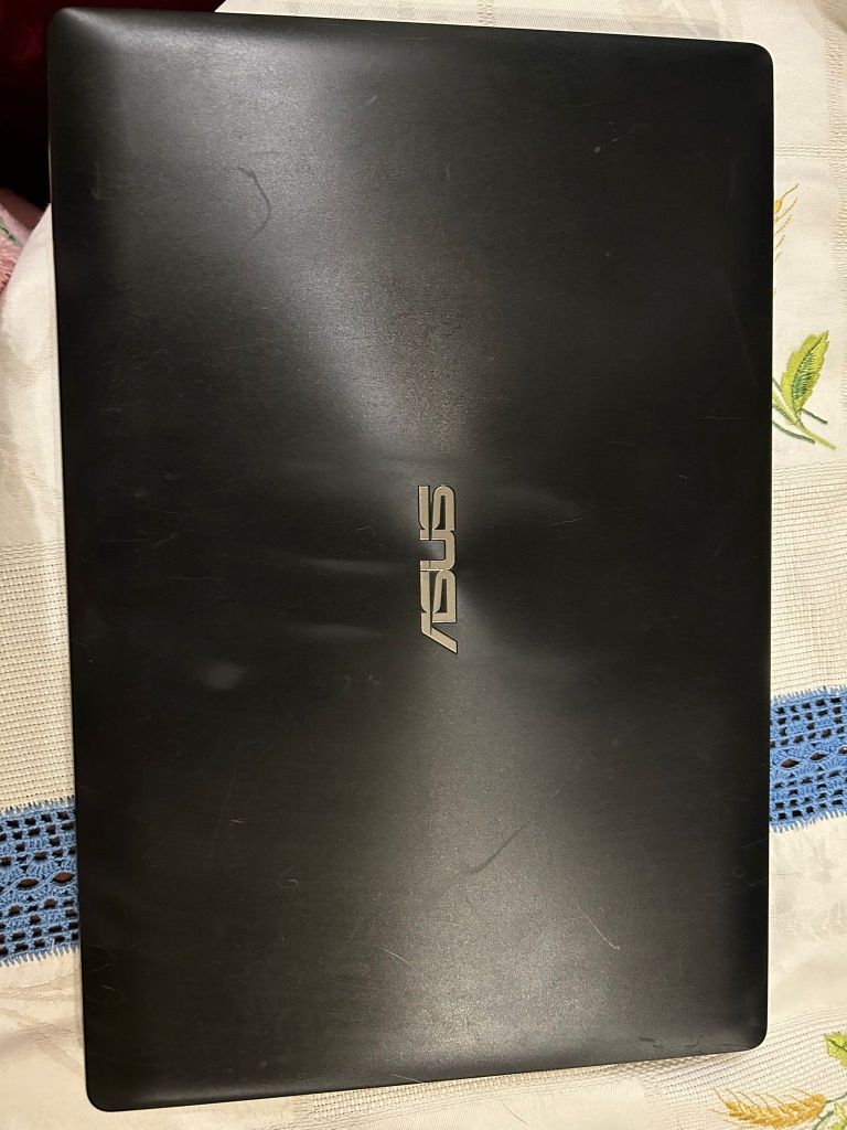 Computador asus f553m