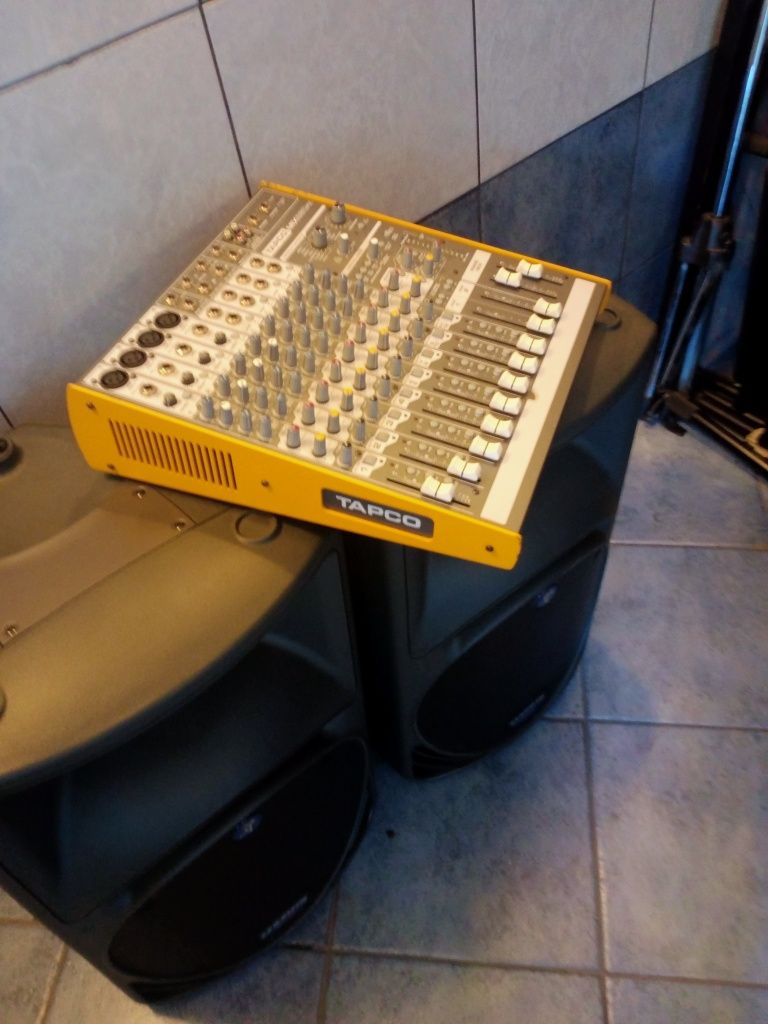 Kolumny aktywne MACKIE SRM 450 + Mixer TAPCO MIX 260 FX 12 kanałowy