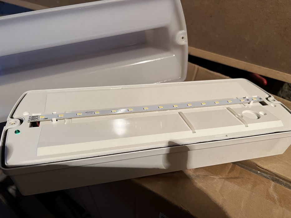 Lampa ewakuacyjna Helios DS Led