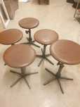 taborety obrotowe z obiciem PRL