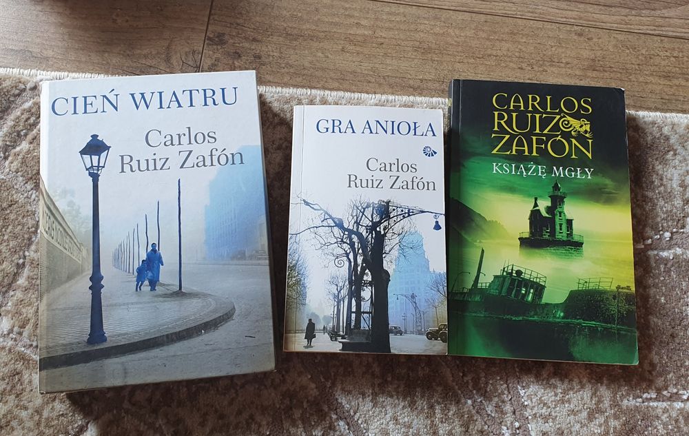 Sprzedam trzy książki Carlosa Ruiz Zafon