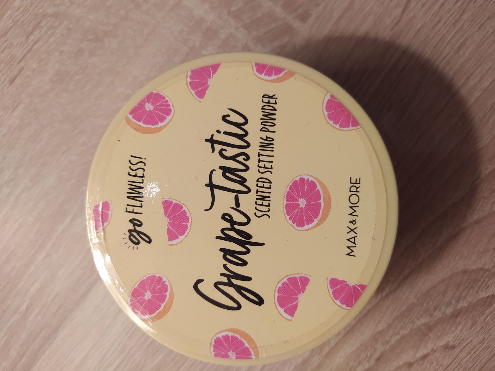 Puder sypki Grape tastic max&more