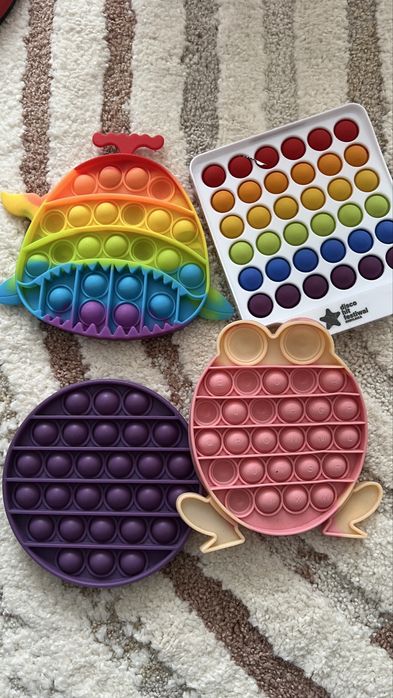 Gra sensoryczna pop it