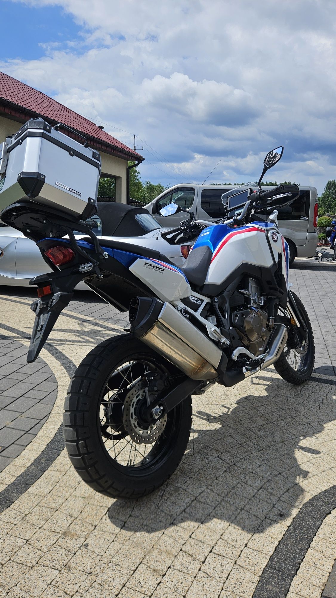 Honda Africa Twin 1100 rok2021 Niemcy