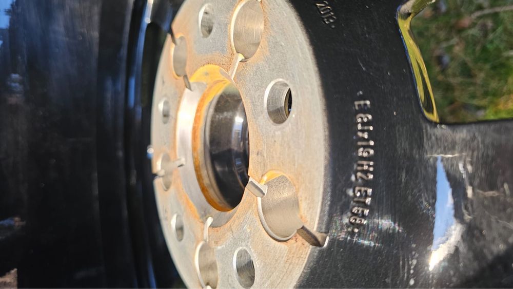 Opony i felgi, komplet stan idealny 19’ !