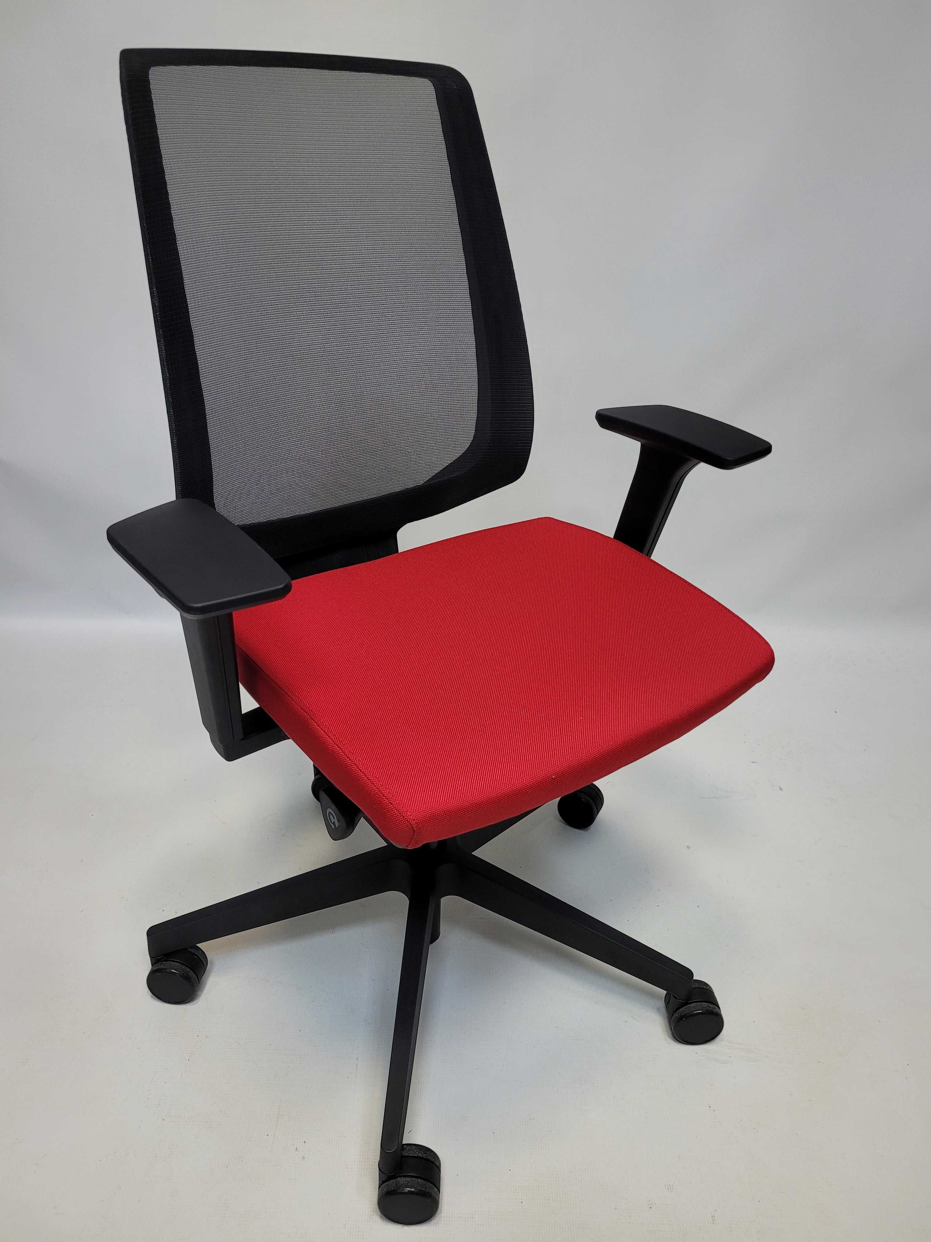 Fotel biurowy , krzesło Profim Light Up 250SL P61PU - dost. 10 szt.