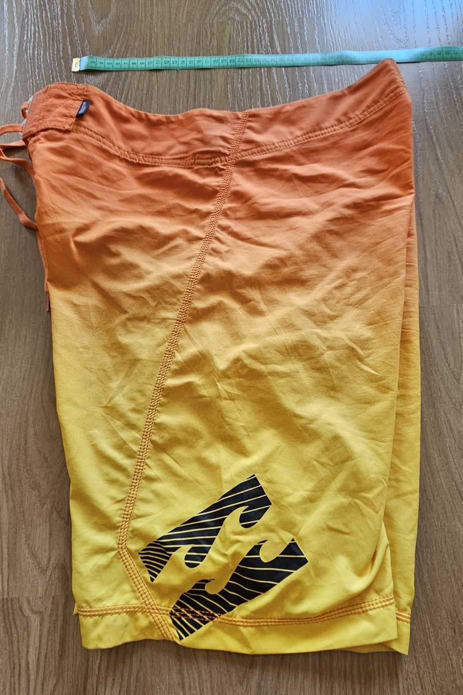 Calções banho laranja e amarelo Billabong
