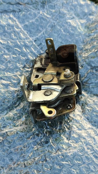 Замок ляди Мерседес віто 638 Mercedes Vito 638 96-03р. A 6387430335