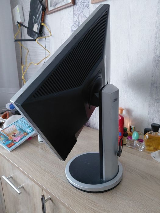 Монітор Samsung SuncMaster 940t 
Монитор Samsung SyncMaster 940T / 19'