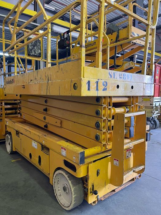 Plataforma Elevatória Tesoura Elétrica 12 mts