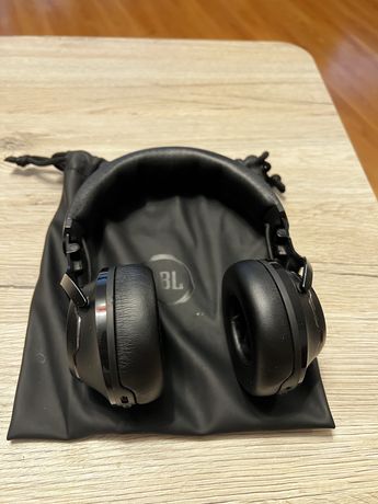 Słuchawki  JBL Club 700BT - jak nowe