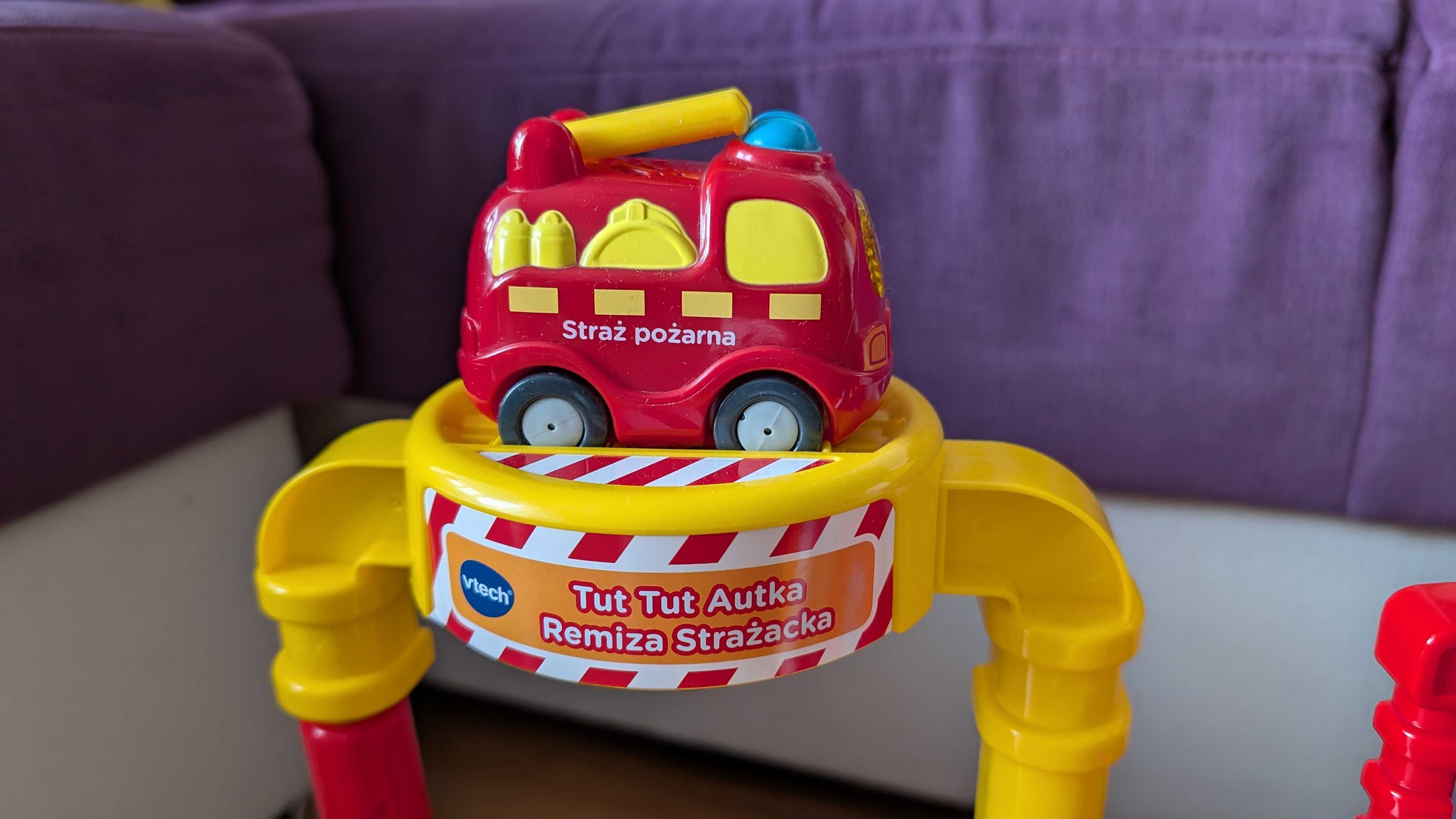 Remiza strażacka Vtech tut tut + autko straż pożarna, śpiewa po polsku