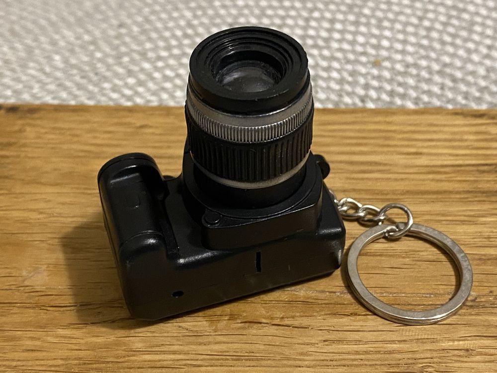 Брелок-мини фотоаппарат со вспышкой и звуком затвора