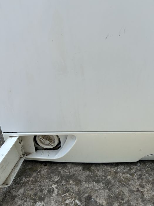 Стиральная машина zanussi