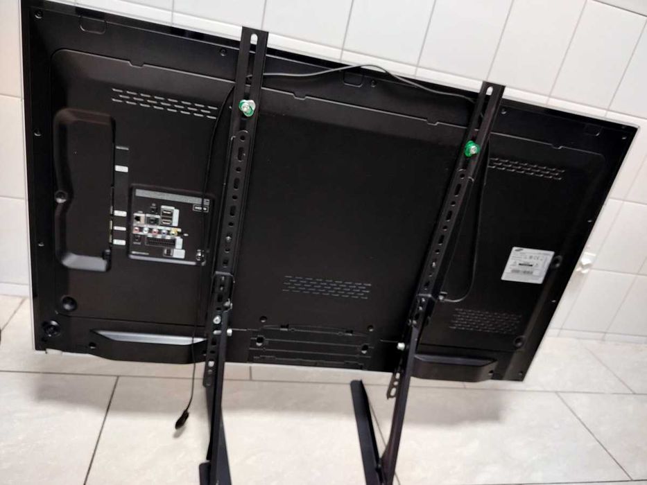 Telewizor LED Samsung FULL HD 46''