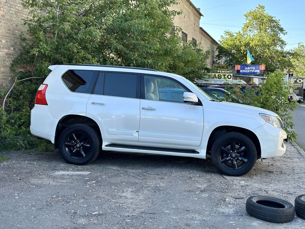 Продам Lexus GX460 2010