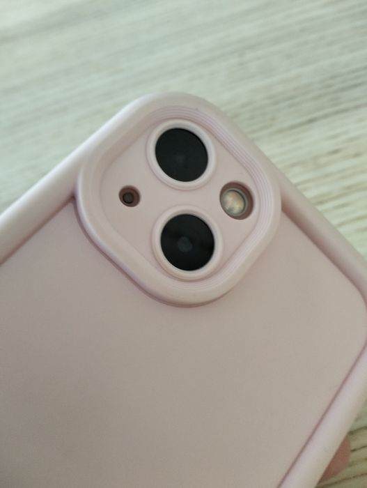 iPhone 13 + etui + kabel