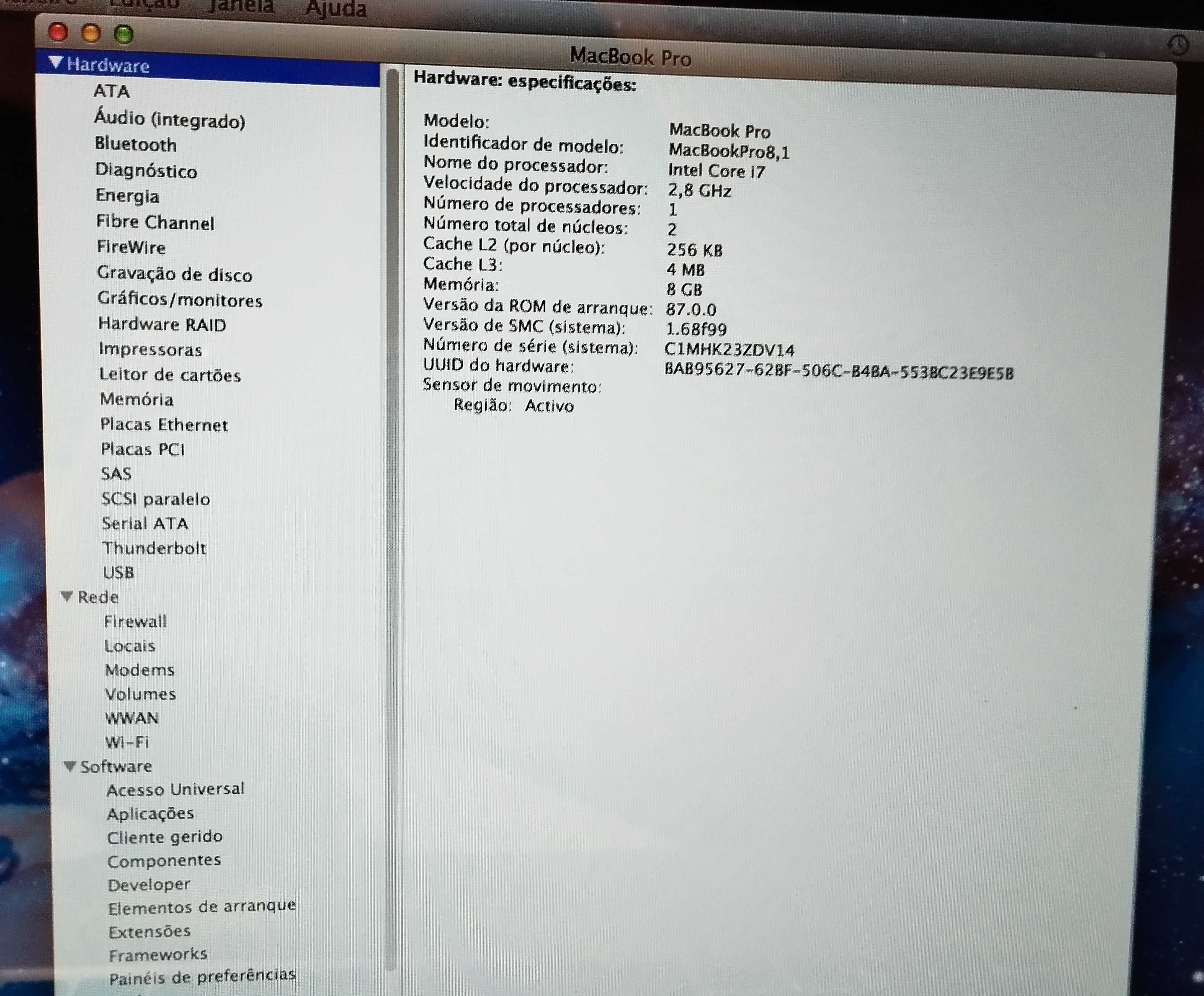Apple MacBookPro, Intel i7, 8GB RAM, HDD 750GB, 13.3", DVD, 2xUSB