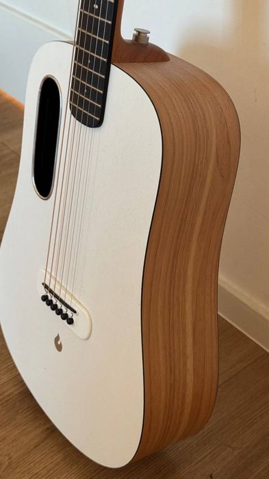 Lava Music Blue Lava Original Freebost White gitara z elektroniką