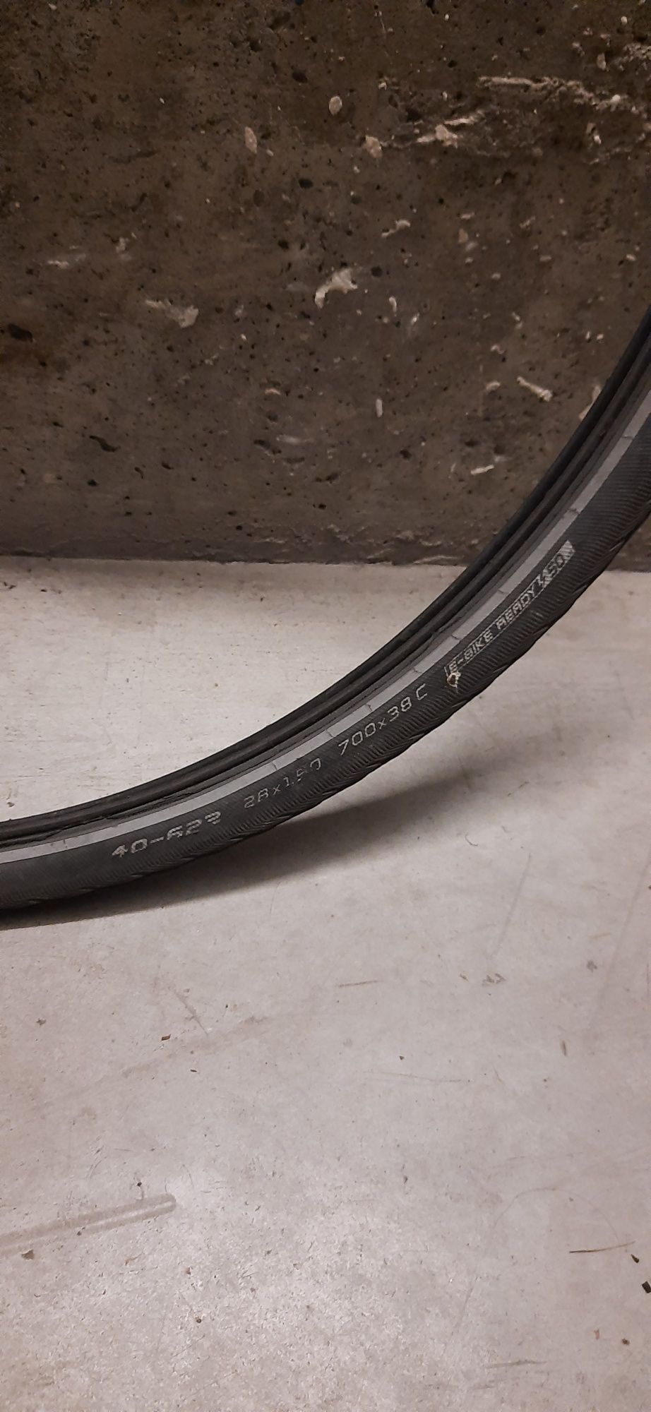 Opona rowerowa Schwalbe Marathon 700x38C – używana, dobry stan
