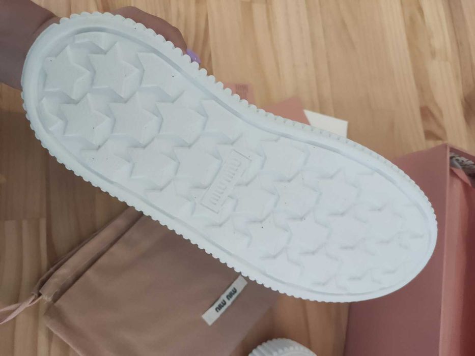 MIU MIU Sneakersy, trampki, tenisówki, buty, skora