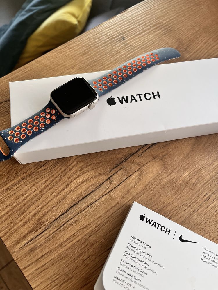 Zegarek Apple watch SE 2 gen.